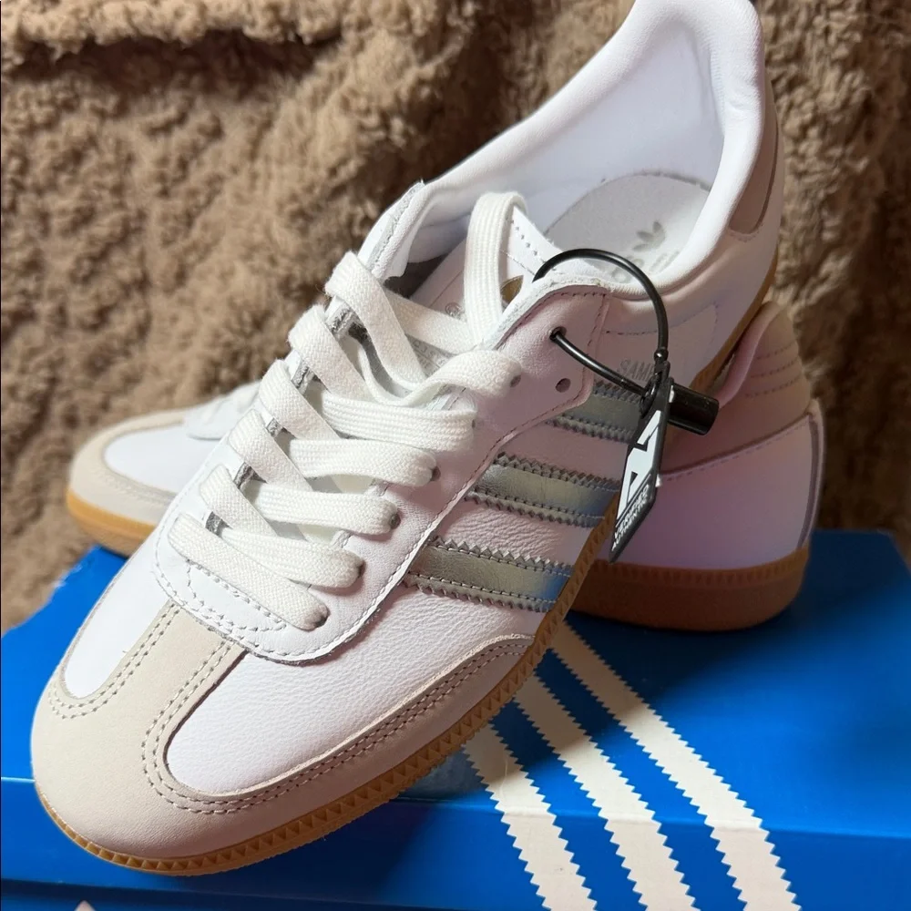 Adidas Women’s Samba OG White and Gum Sneakers - Picture 5 of 14